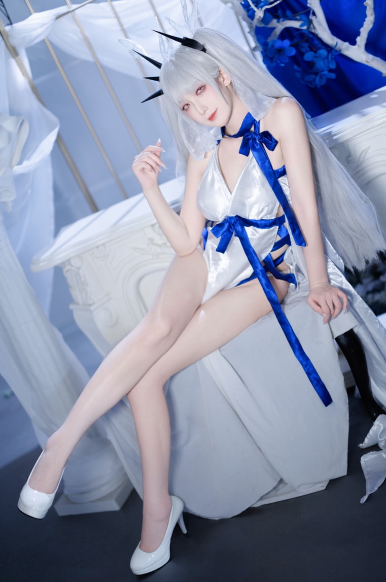 封疆疆v-可畏礼服最新整理