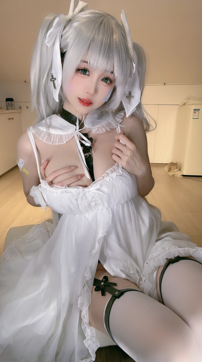 miko酱ww-2025年04月订阅图片作品分享