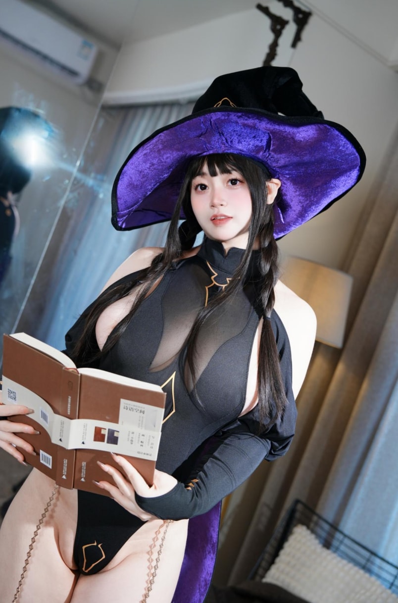 一只毛毛帽 – 魔女之夜微博照片