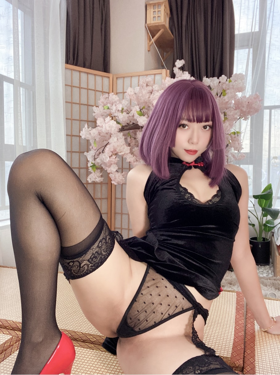 Money冷冷 –-高叉旗袍蕾丝裙整理分享