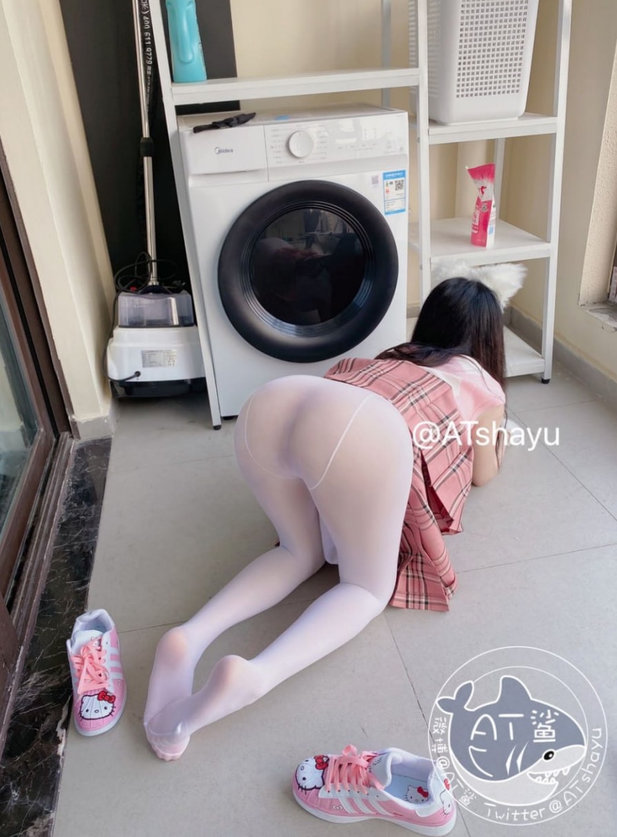 AT鲨 –-白斯宝宝看起来真不错哦