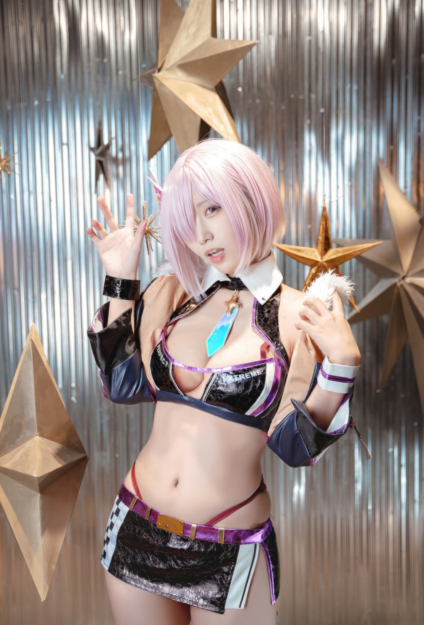 切切celia-FGO-玛修赛车服图片作品资源