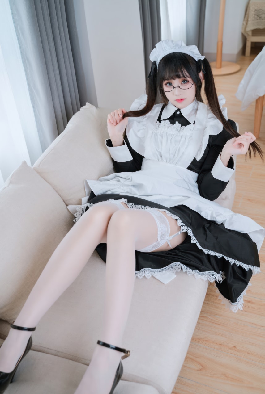 miko酱ww-生日限定女仆最新图片欣赏