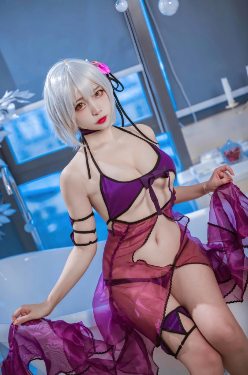 二佐Nisa –-FATE-黑贞水着看起来真不错哦