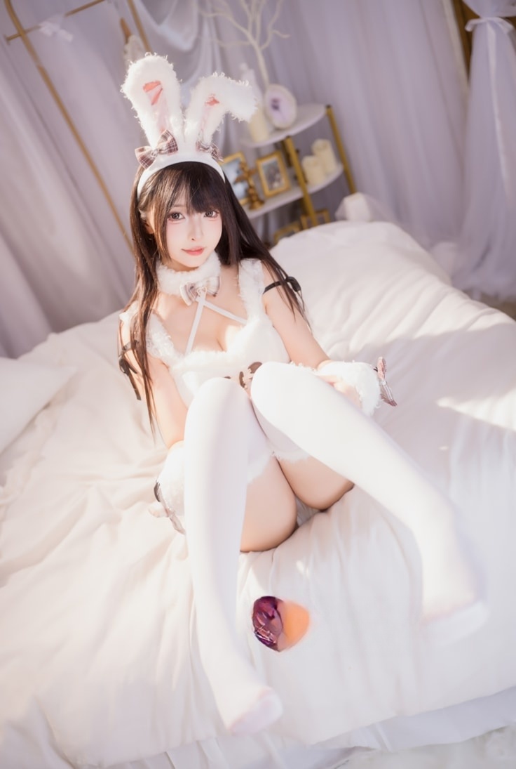 神楽坂真冬 –-毛绒白兔图片欣赏 神楽坂真冬 –-毛绒白兔图片欣赏