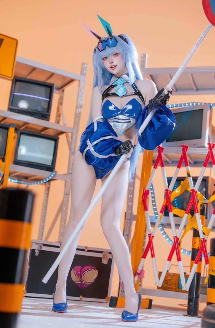 屿鱼-碧蓝航线 花园赛车服美丽的图片欣赏