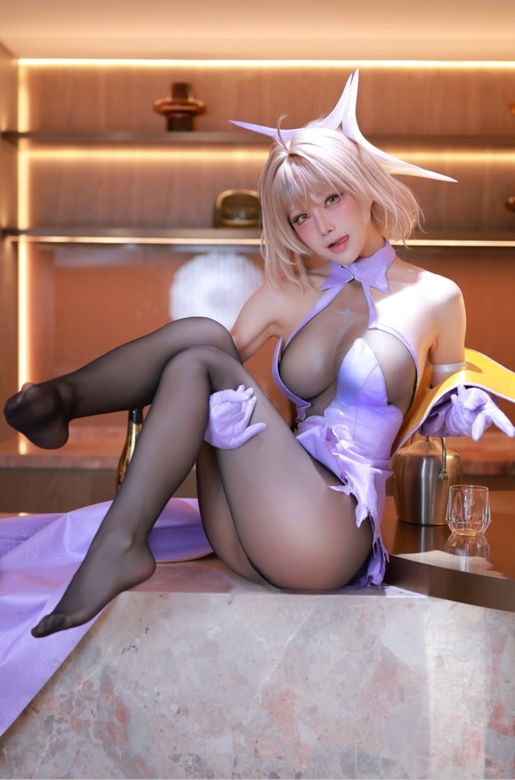 水淼aqua-Nikke胜利女神 阿妮斯·超级巨星·星光图片集欣赏