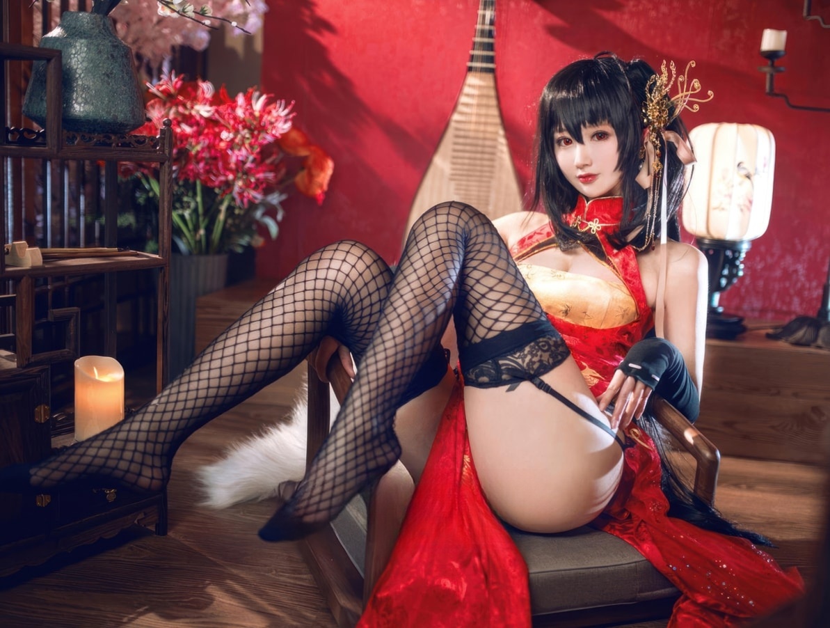 羽生三未 –-碧蓝航线 大凤旗袍图片集欣赏 羽生三未 –-碧蓝航线 大凤旗袍图片集欣赏